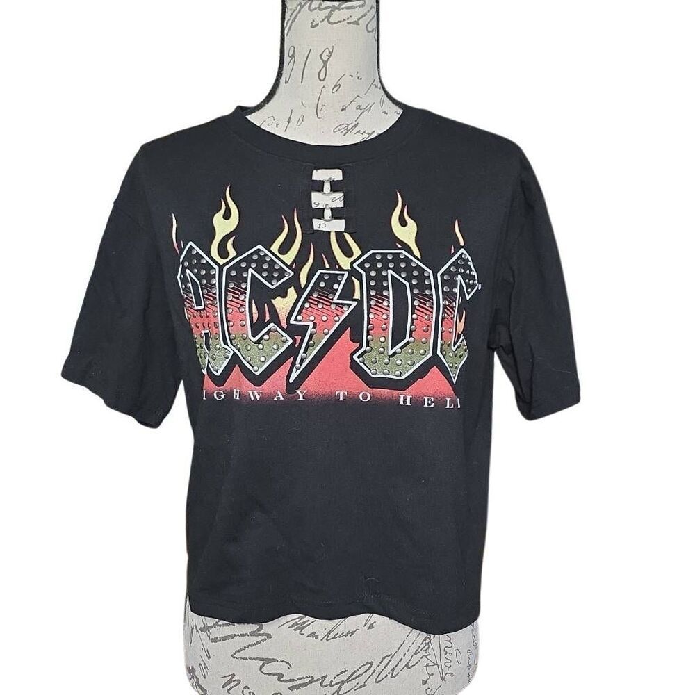 ACDC Women's Size Large Black Studded Highway to Hell Cropped T-Shirt